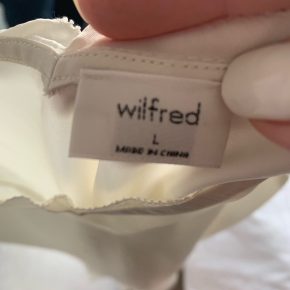 Aritzia: Wilfred Ruffle Blouse - Picture 5 of 6